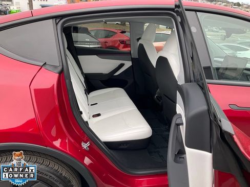 Used 2026 Tesla Model Y 2WD image 53