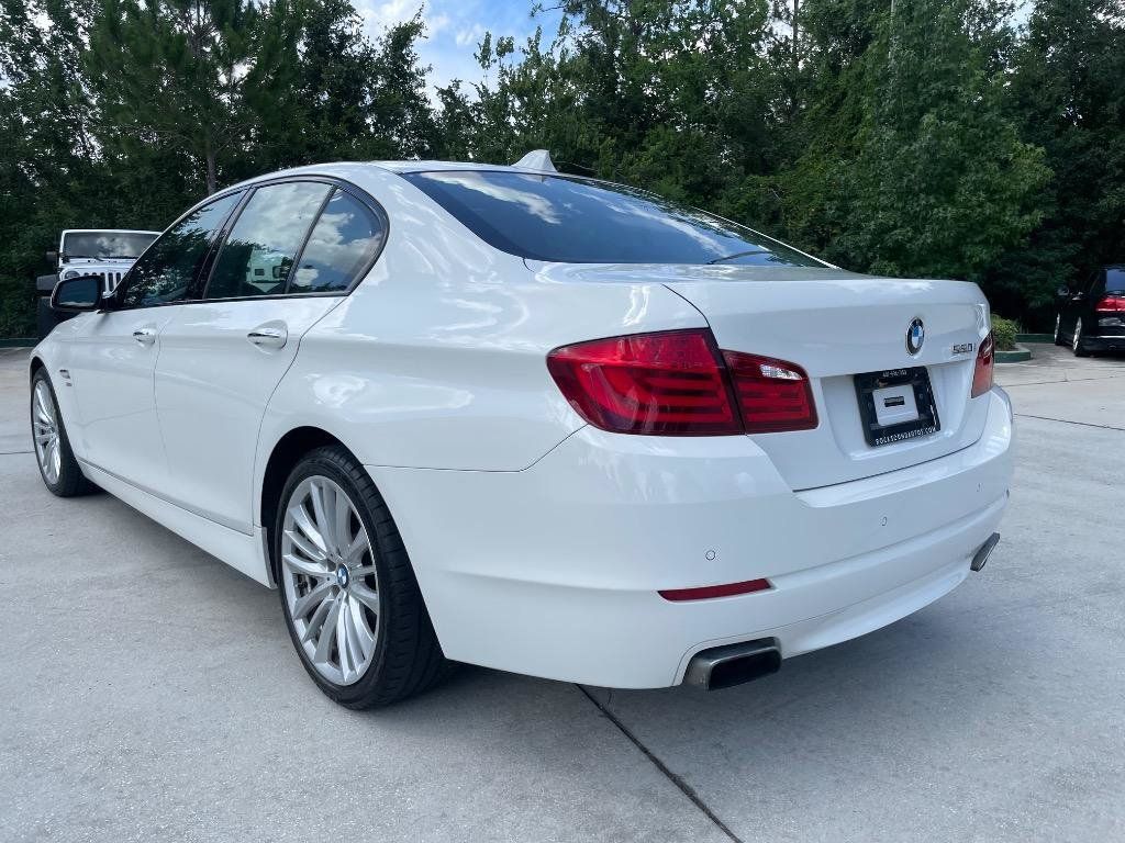Used 2011 BMW 550i xDrive Sedan AWD/4WD image 5