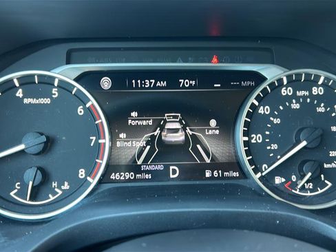 Used 2022 Nissan Rogue SV FWD image 24