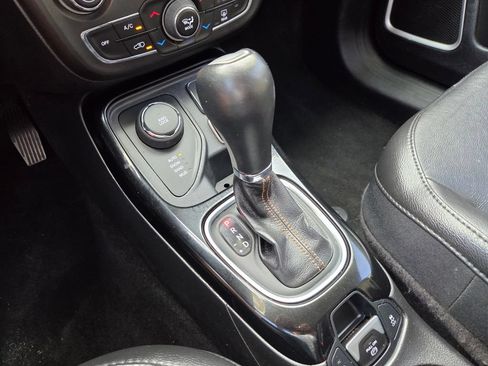 Used 2019 Jeep Compass Limited AWD/4WD image 29