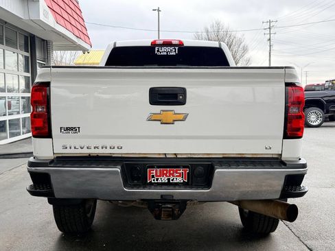 Used 2015 Chevrolet Silverado 2500 LT w/ LT Convenience Package image 4