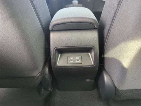 Used 2024 Toyota Corolla LE image 19