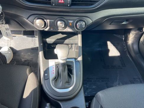 Used 2023 Kia Forte LXS image 15