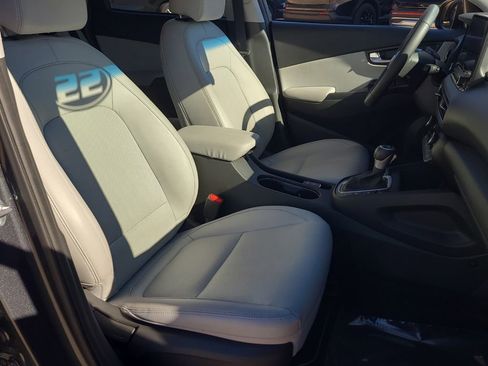 Used 2022 Hyundai Kona Limited w/ Cargo Package image 19