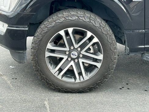 Used 2022 Ford F150 XL w/ STX Appearance Package image 12