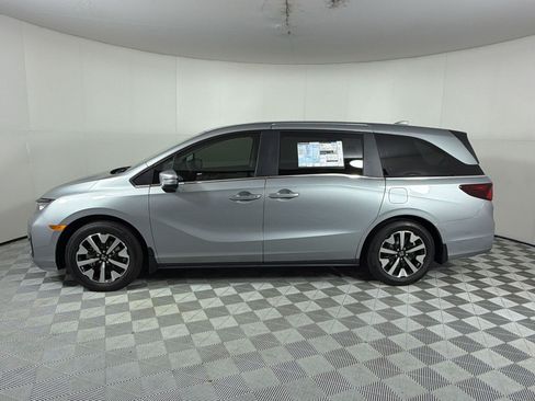 New 2026 Honda Odyssey EX-L image 2