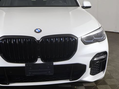 Used 2022 BMW X5 xDrive40i AWD/4WD image 17