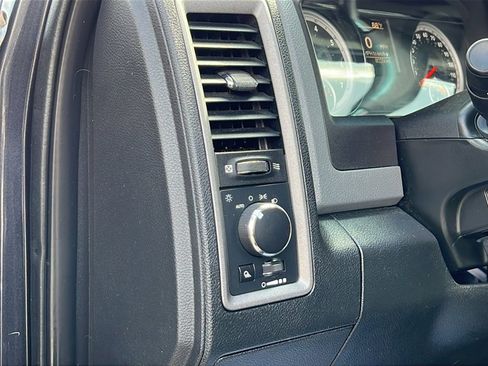 Used 2018 RAM 1500 ST w/ SXT Appearance Group image 14