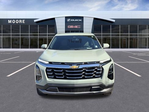 Used 2026 Chevrolet Equinox LT w/ Convenience Package II AWD/4WD image 8