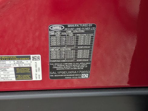 Used 2024 Land Rover Range Rover Sport SE image 34