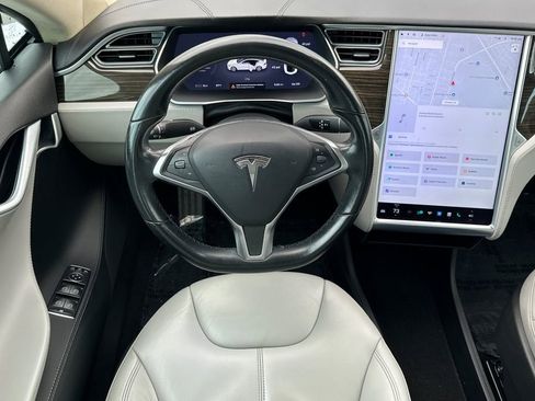 Used 2014 Tesla Model S 60 image 14