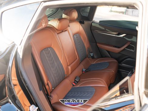 Used 2019 Maserati Levante S GranLusso image 18