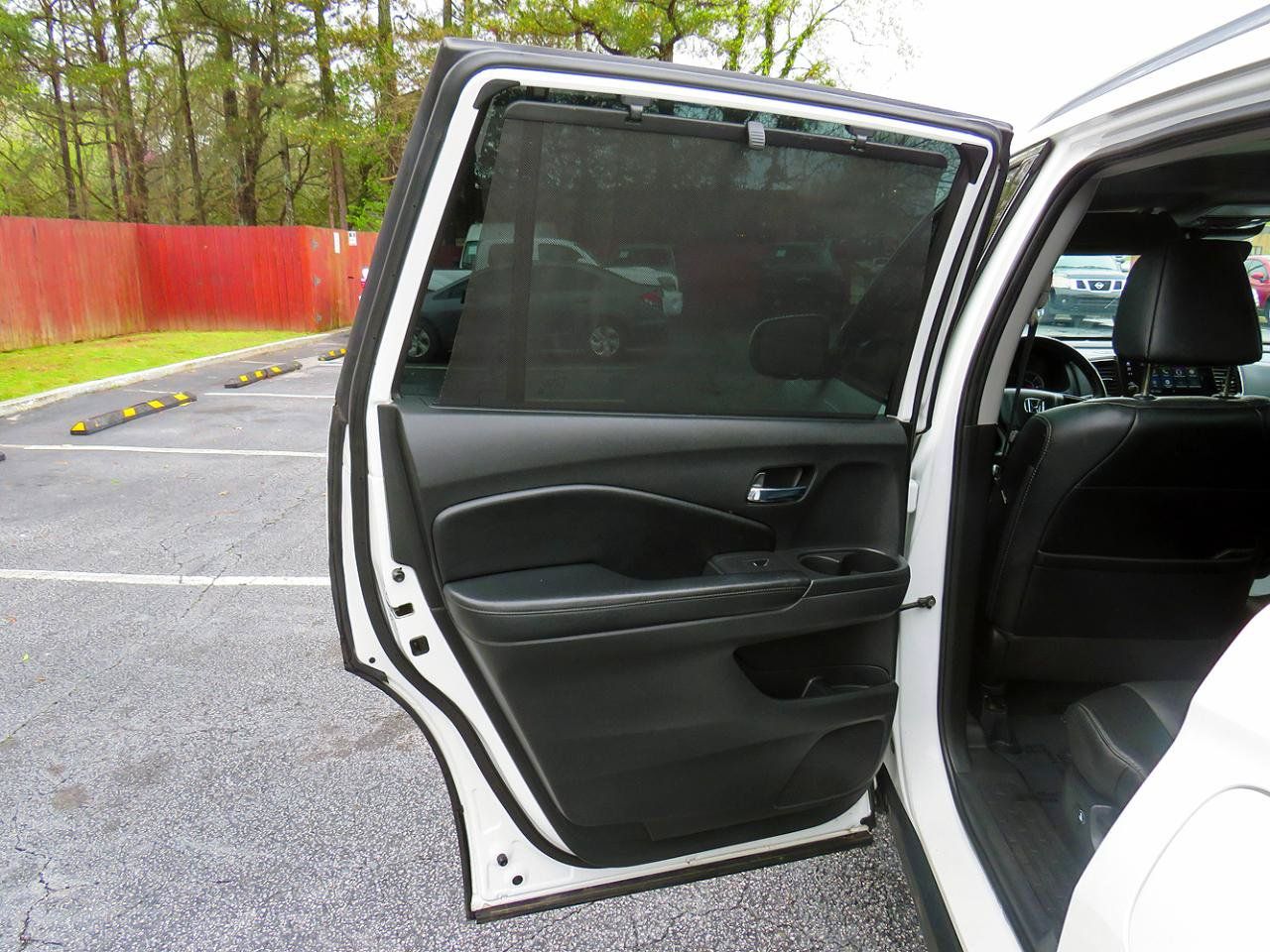Used 2020 Honda Pilot Elite image 16