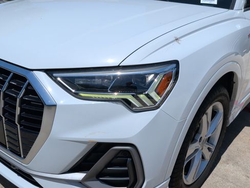 Used 2019 Audi Q3 2.0T Premium Plus AWD/4WD image 6
