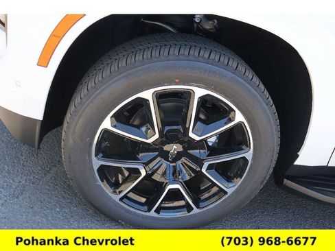 New 2026 Chevrolet Suburban RST w/ Comfort Package AWD/4WD image 30