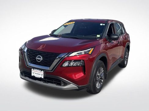 Used 2023 Nissan Rogue S AWD/4WD image 3