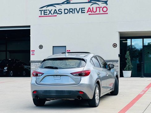 Used 2015 MAZDA MAZDA3 i Touring w/ Technology Package FWD image 8