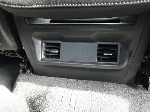 Used 2022 Chevrolet Silverado 2500 Custom w/ Custom Value Package image 15