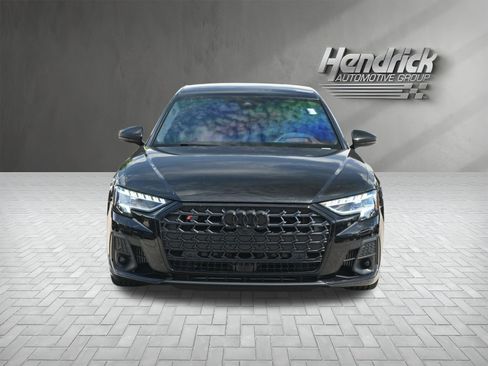 Used 2024 Audi S8 AWD/4WD image 3