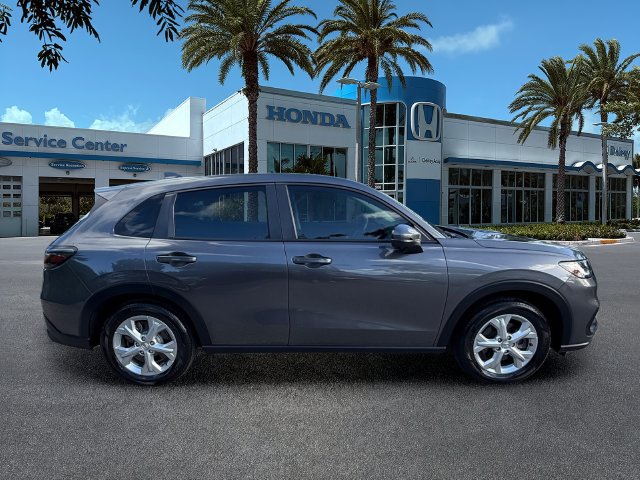 Used 2024 Honda HR-V LX image 9