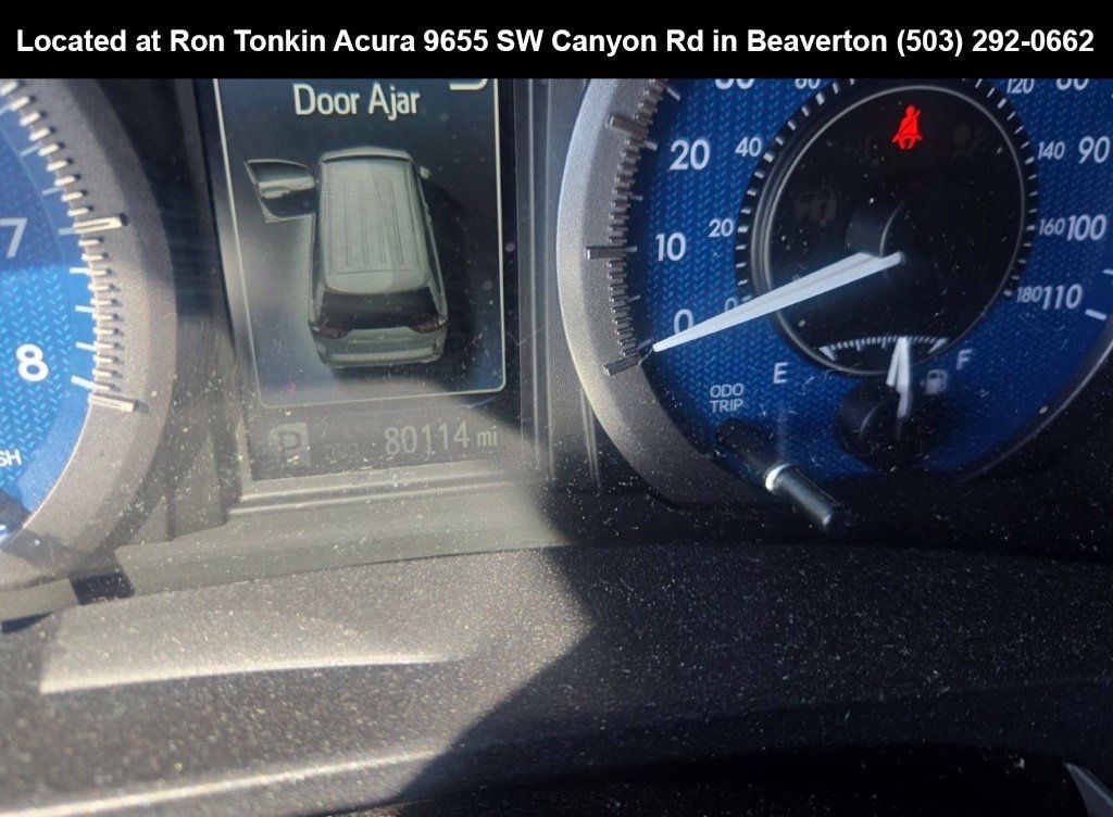 Used 2019 Toyota Sienna XLE w/ XLE Navigation Package FWD image 6
