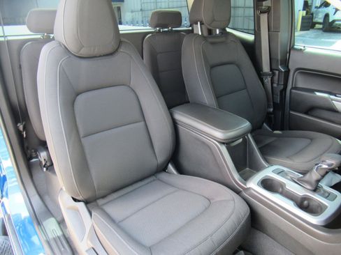Used 2022 Chevrolet Colorado LT RWD image 16