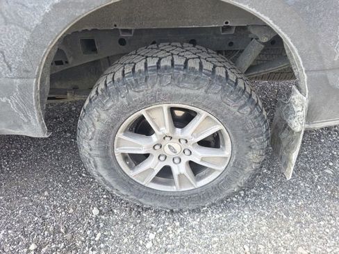 Used 2016 Ford F150 XLT w/ Equipment Group 302A Luxury image 11