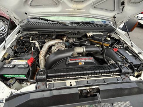 Used 2005 Ford F350 4x4 Crew Cab DRW Super Duty image 11