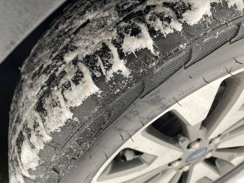 Used 2022 Ford Escape Titanium image 22