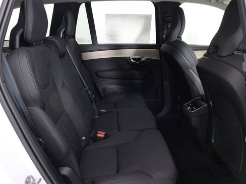 New 2025 Volvo XC90 B6 Plus image 11