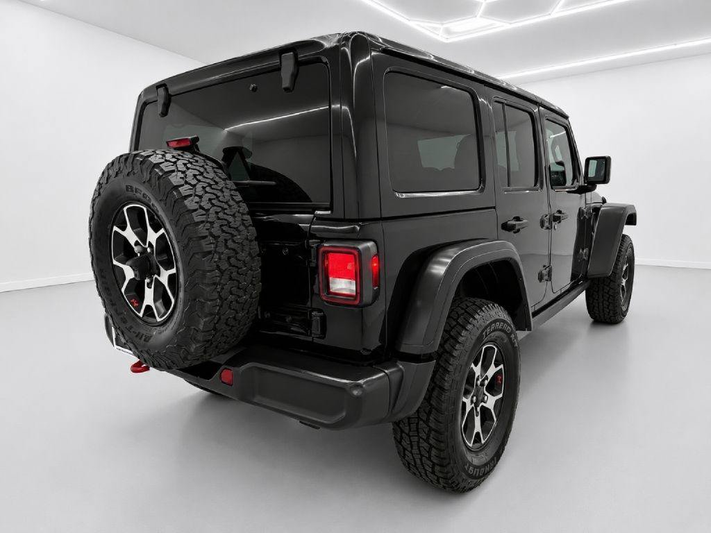 Used 2021 Jeep Wrangler Unlimited Rubicon w/ Cold Weather Group AWD/4WD image 3