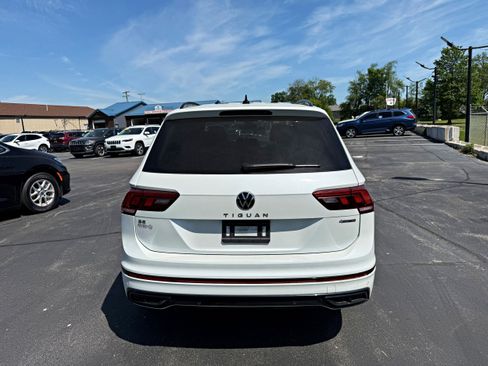 Used 2023 Volkswagen Tiguan SE R-Line AWD/4WD image 8