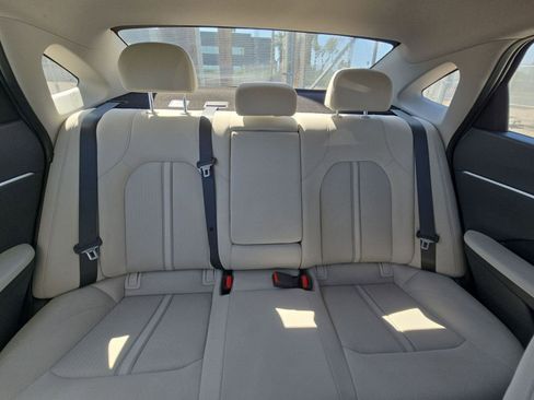 Used 2025 Hyundai Sonata SEL FWD image 17