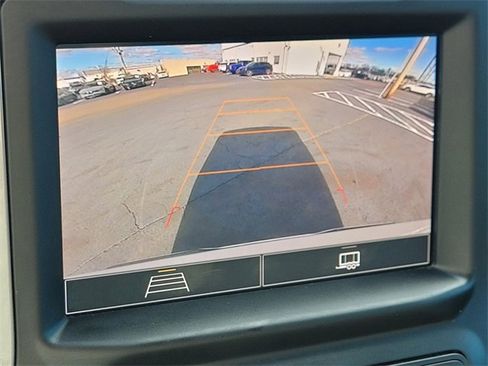 Used 2022 Chevrolet Silverado 1500 Custom image 16