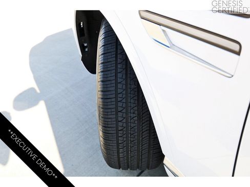 Used 2026 Genesis GV80 2.5T RWD image 32