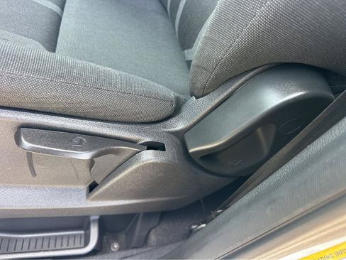 Used 2016 Ford Transit Connect XLT FWD image 29