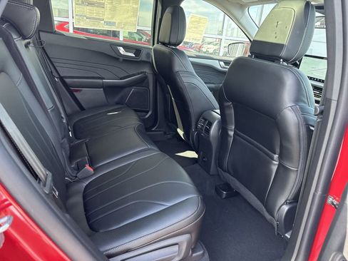 New 2026 Ford Escape SE w/ PHEV Premium Package image 16