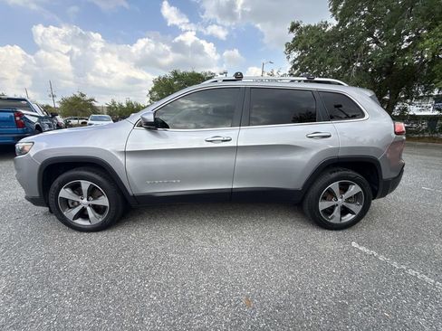 Used 2020 Jeep Cherokee Limited image 7