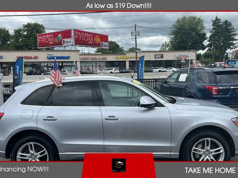 Used 2015 Audi Q5 2.0T Premium Plus w/ Technology Package AWD/4WD image 6