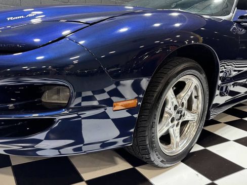 Used 1999 Pontiac Firebird Formula w/ Security Pkg image 26