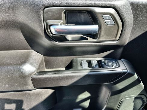 Certified 2024 Chevrolet Silverado 1500 Custom image 23