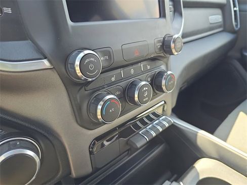 Used 2022 RAM 1500 Big Horn image 24