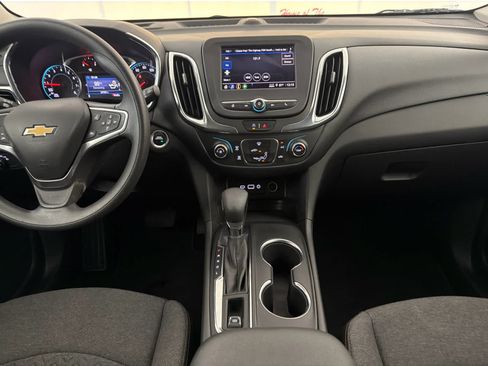 Used 2023 Chevrolet Equinox LT FWD image 19