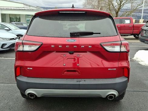 Used 2022 Ford Escape SE image 8