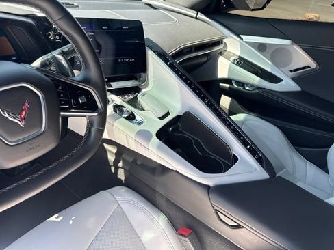 Used 2021 Chevrolet Corvette Stingray Preferred Cpe w/ Z51 Performance Package RWD image 12