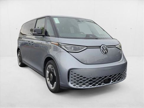 New 2025 Volkswagen ID. Buzz Pro S image 7