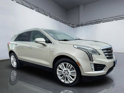 Used 2017 Cadillac XT5 Premium Luxury AWD/4WD image 28