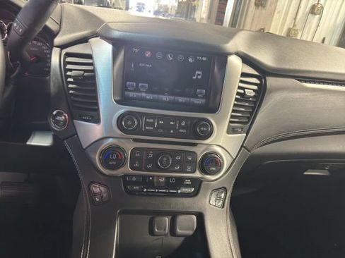 Used 2016 GMC Yukon XL SLT w/ Open Road Package AWD/4WD image 30