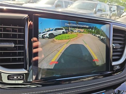New 2025 Chrysler Pacifica Select image 8