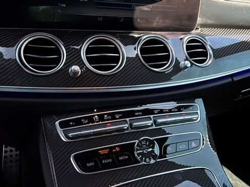 Used 2020 Mercedes-Benz E 63 AMG S image 31